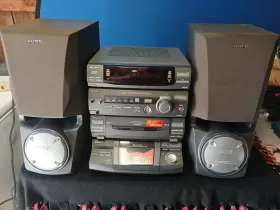 Lbt-d790 Sony Compact Hi-fi Stereo Cassette Tuner 5 Disc Cd Saw Speakers