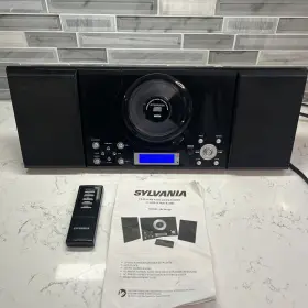 Srcd114p Sylvania Stereo Am/fm Radio Cd Player Alarm Clock Tested