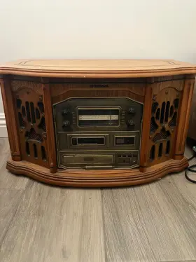 Srcd822 Sylvania Multimedia Entertainment System With Radio Cd Tape And Record Player