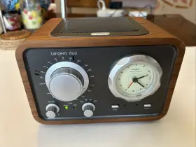 11605 Tangent Duo Clock Radio Walnut Home / Cabin Excellent Sound Classic Denmark