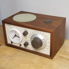 88763 Tivoli Audio Model Three 3 Walnut White Am/fm Radio Alarm Clock Aux #2