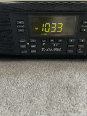 88cd Tivoli Audio Henry Kloss Model #2