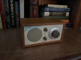 M1cla-na Tivoli Audio Model One Am/fm Aux In Radio - Walnut/beige