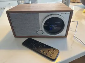 M1d2wal Tivoli Model One Digital Generation 2 Walnut And Gray