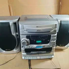 Wmc-13216 White Westinghouse Shelf Stereo System 5 Cd Changer Cassette Deck Am/fm Tuner