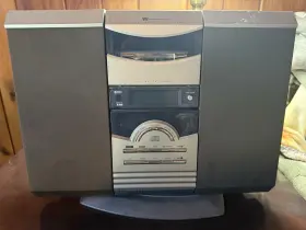 Wmc-13221 White Westinghouse Vertical Cd Micro System And Cassette Player. Works