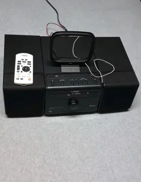 Mcr-8020 Yamaha Mini System With Speakers-cd/bluetooth Remote