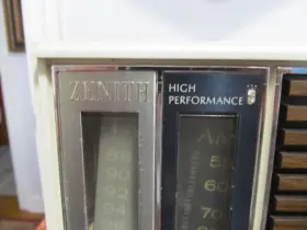 X330 Zenith Vtg. 1950s Am/fm Tube Radio Model - Works Great Free Shipping #2