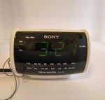 Sony Dream Machine ICF-C112 White Alarm Clock-am/fm-corded-tested Works. Fixed Price $14.00.