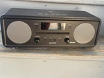 Jensen JBS-600 Bluetooth Digital Music System With Cd. Fixed Price $75.00.