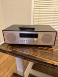 Insignia NS-HAIOR18 All-in-one Stereo Shelfsystem, W/ Remote Works Great. Fixed Price $89.99.