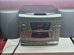 Vintage Venturer CD2315 Silver Changer Cassette Am/fm Stereo System 2003. Fixed Price $39.90.