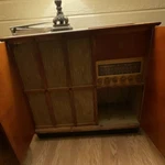 Magnavox Vintage Am/fm Radio Classic Console Wood Cabinet Retro Home Decor. Fixed Price $33.00.