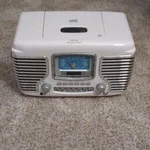 Crosley CR612B-WH White Cd Player Am/fm Stereo Compact System With Alarm Clock.. Fixed Price $44.00.